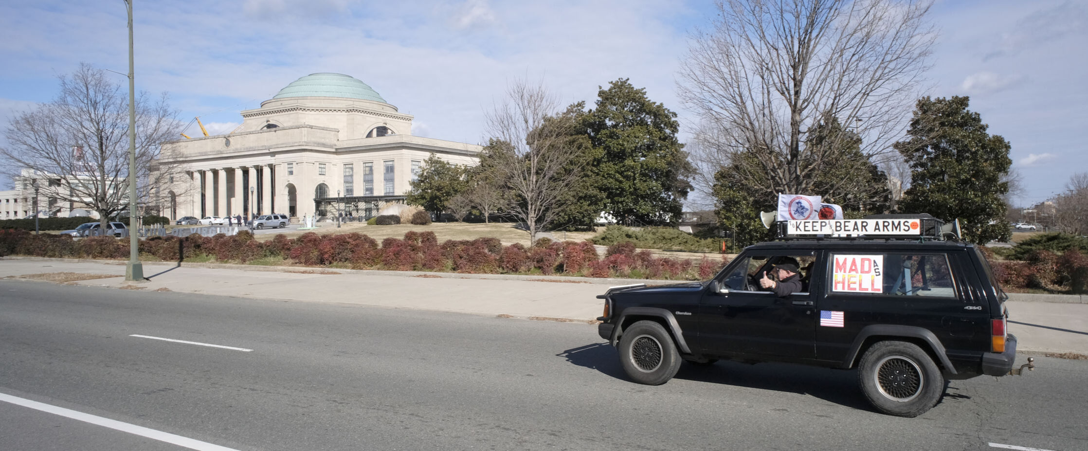 Pro-gun car rally in Richmond 2021
